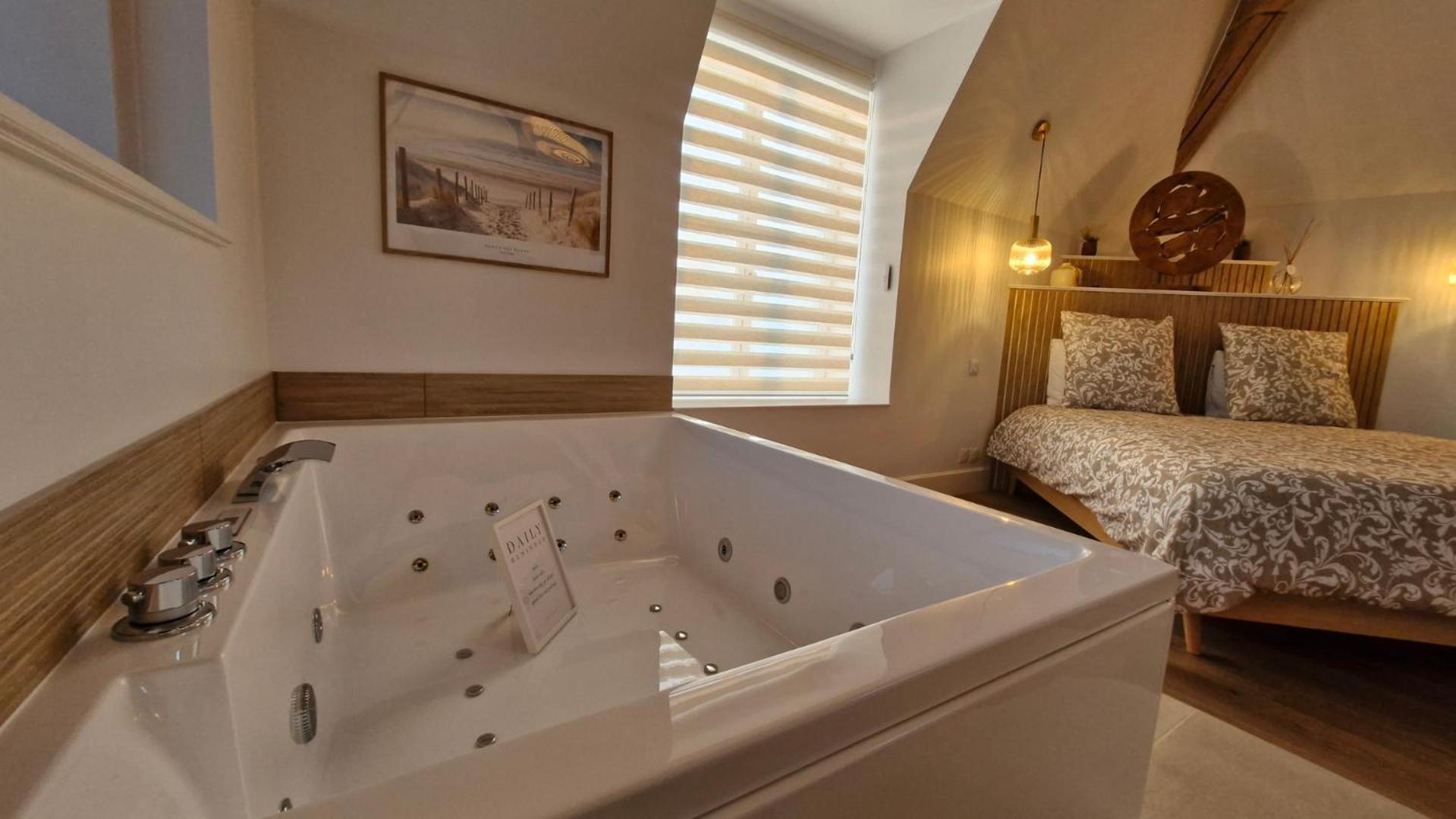 La Suite Nature Jacuzzi Au Coeur Du Chateau De Boissettes Bagian luar foto